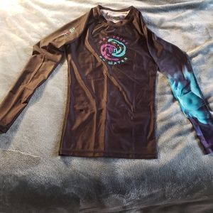 Long sleeve small wartribe rash guard